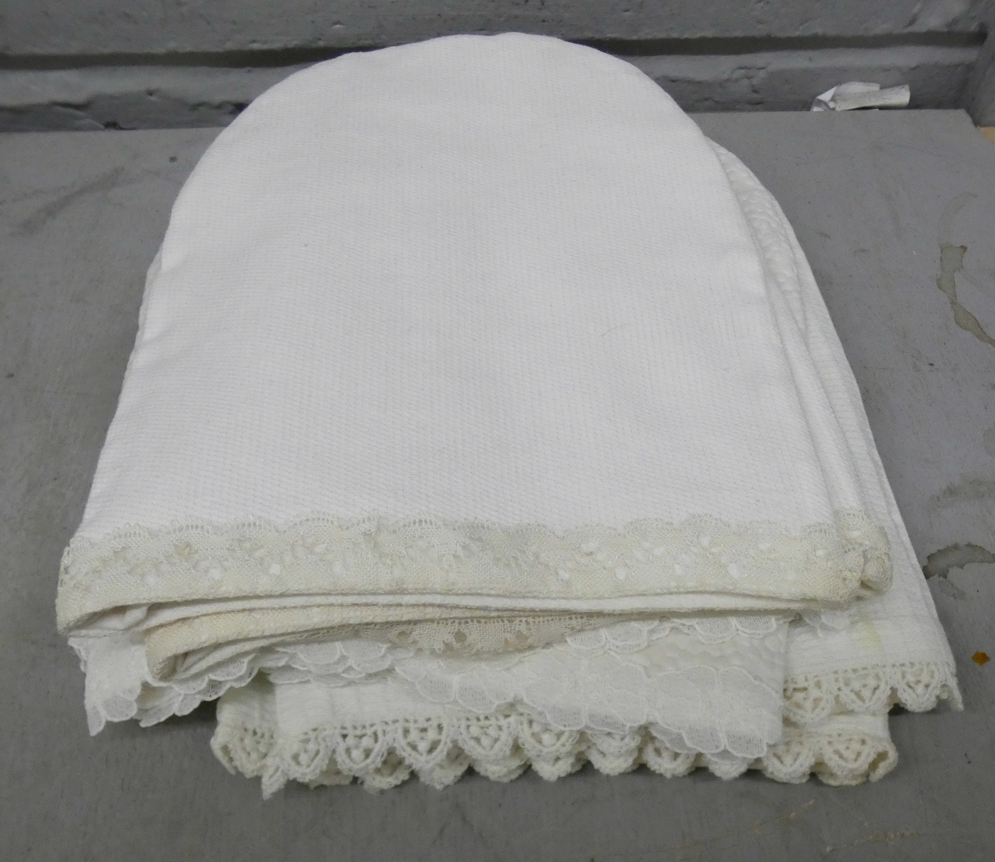 A collection of five lace table cloths, table napkins and three pairs of serving mitts **PLEASE NOTE - Image 2 of 5