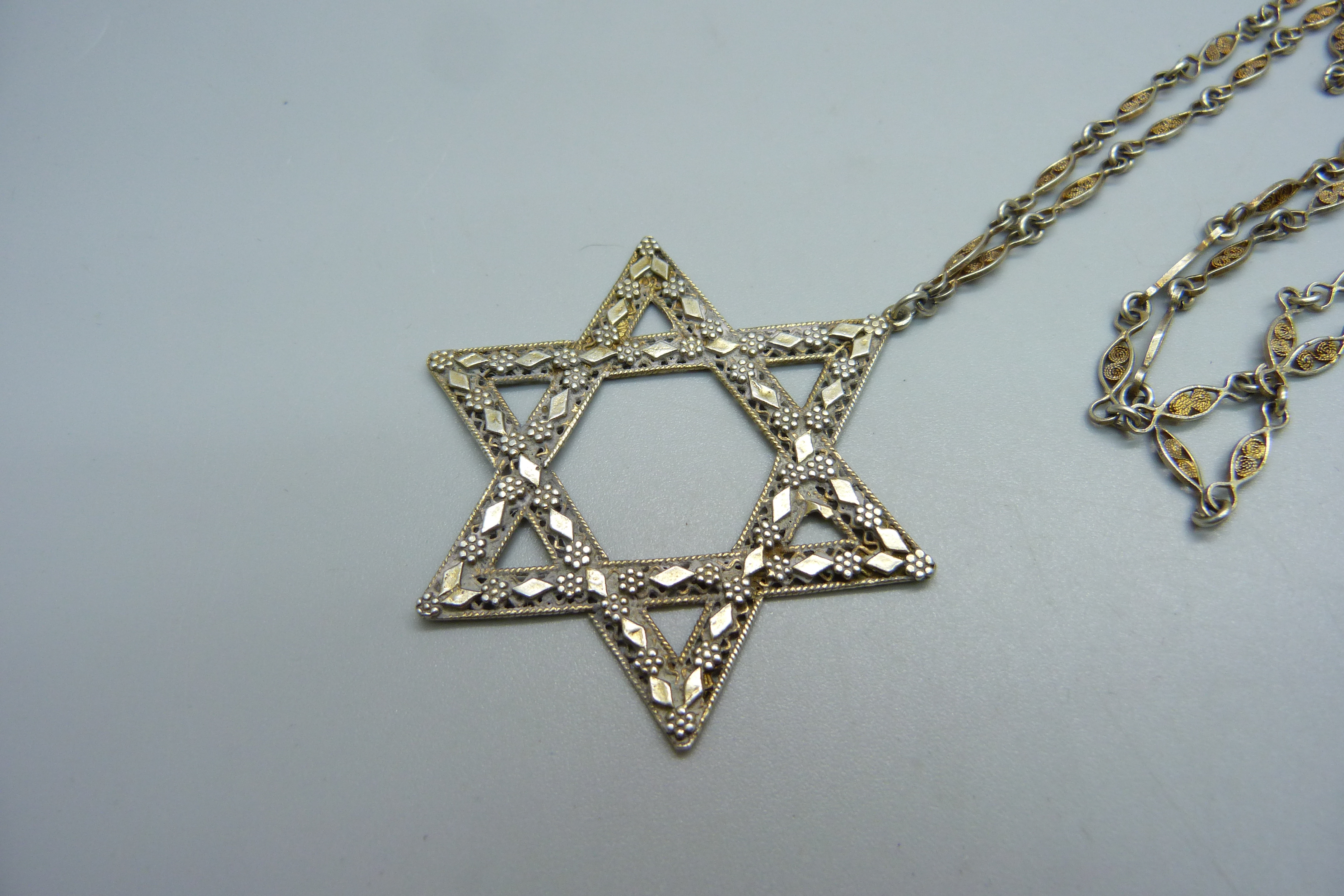 A silver Star of David pendant marked Israel and chain - Image 2 of 2