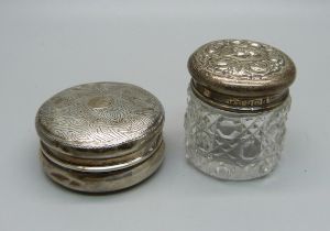 A silver pill box and a silver topped glass jar, 15g of silver