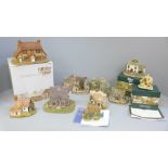 Nine Lilliput Lane cottages including Brewn Bach, Catch a Cold and Stone Cottage, boxed and other