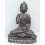A bronze Buddha, 19cm