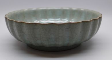 A Celadon wavy edge bowl, 15.5cm