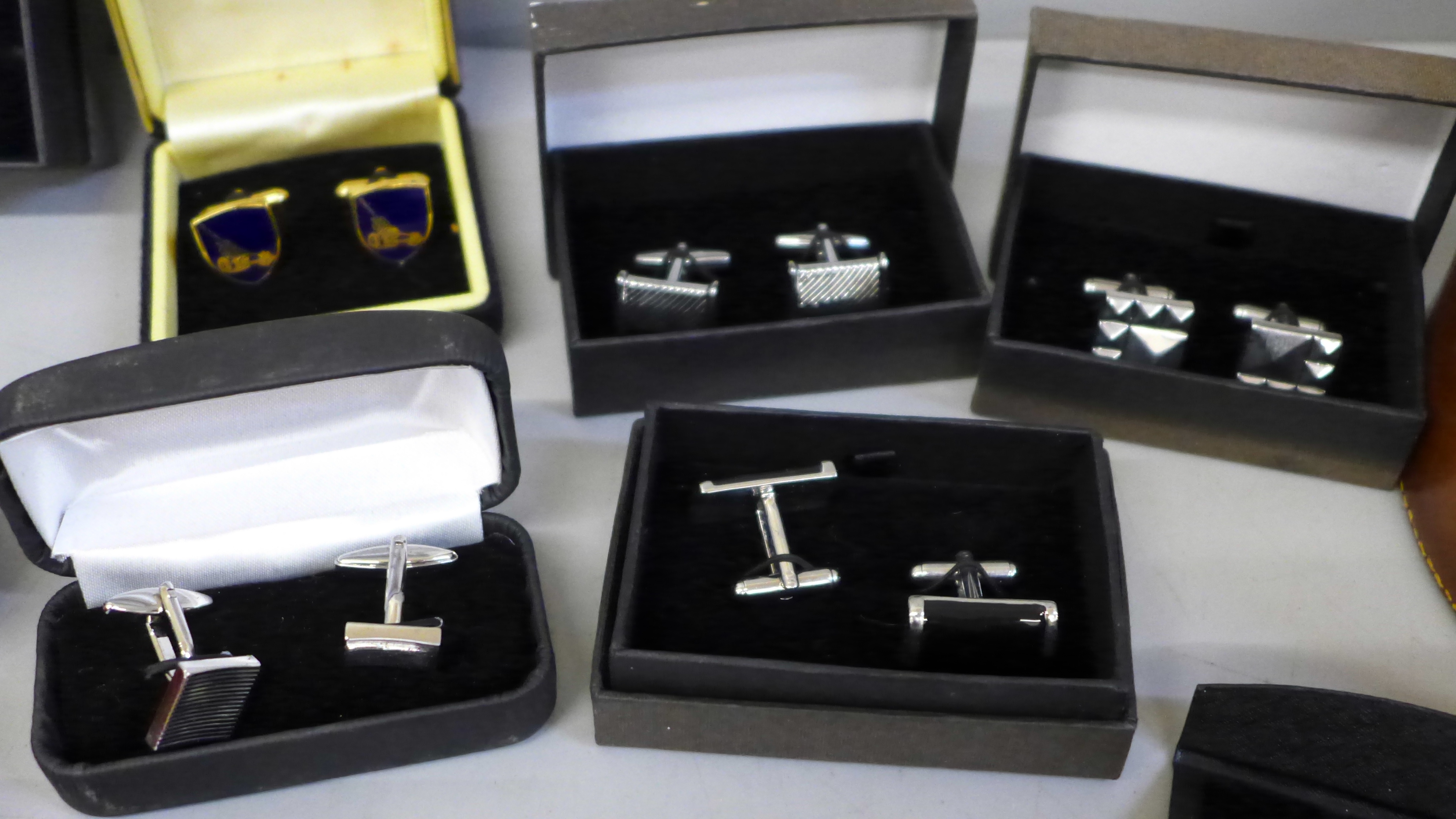 A leather collar box, sets of cufflinks etc., including a sterling silver Siam cufflink and tie - Image 2 of 6