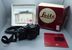 A Leica R3 camera body, guarantee and papers, boxed, 1488636