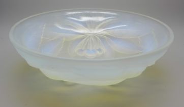 A G. Vallon, France, opaque glass bowl, 23.5cm