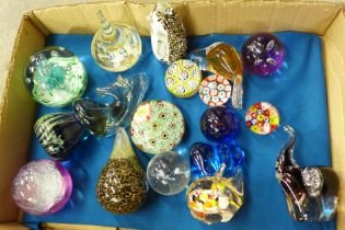 Seventeen glass paperweights including Mdina