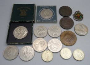 Coins; a 1923 10,000 Mark-Westfalen coin, two 1797 cartwheel pennies and other commemoratives