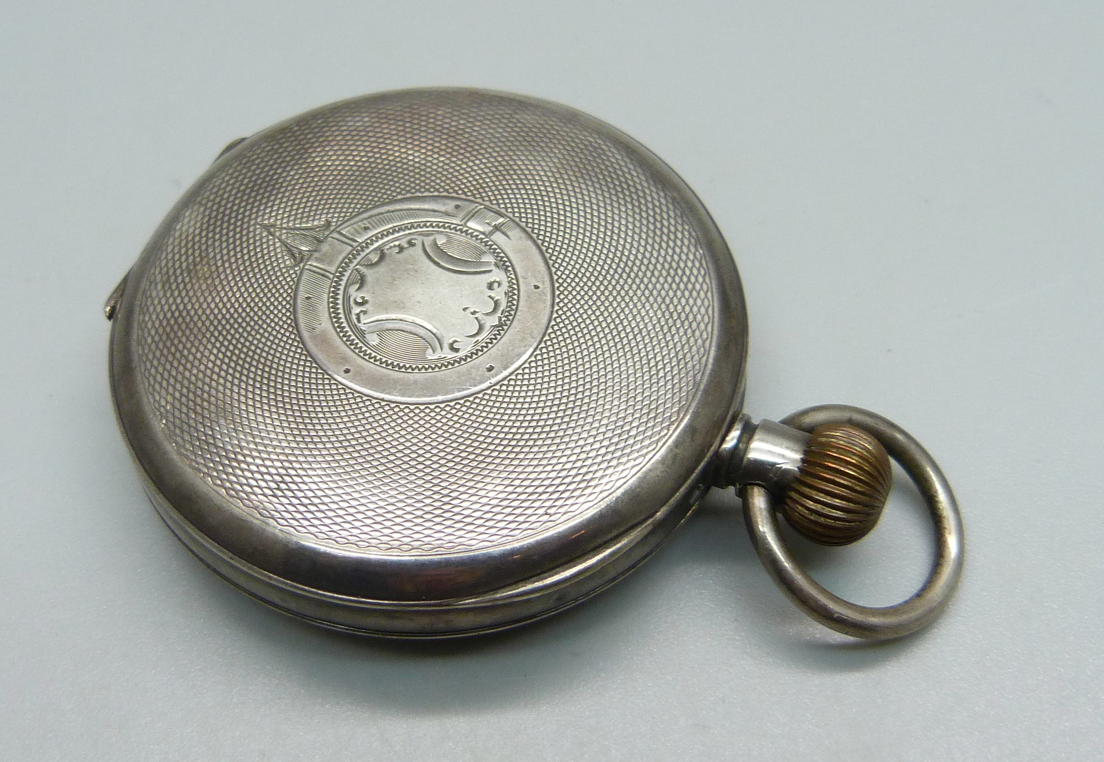 An engine turned silver cased pocket watch, London import mark for 1910 - Bild 2 aus 4