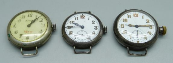 A silver cased Zenith wristwatch with screw back, Glasgow import mark for 1918, the case back