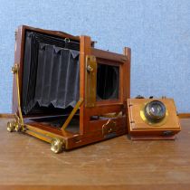 An early 20th Century Coronet plate camera