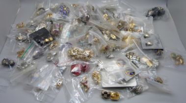 One hundred pairs of clip-on earrings