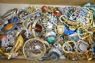 A box of costume jewellery