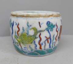 A Chinese porcelain lidded fish box, a/f, hairline cracks, 7.5cm