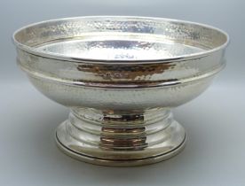 A large silver planished bowl with stepped foot, by DFR Deakin & Francis, Birmingham 1937, 577g