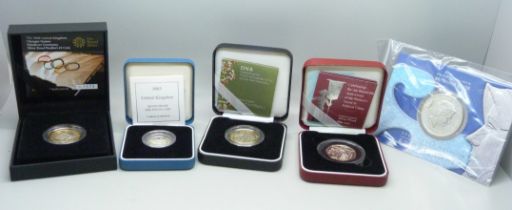 Five The Royal Mint coins; 2003 silver proof Piedford DNA £2 coin, 2003 silver proof 50p, 2008 UK