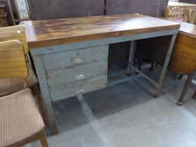 An industrial work bench