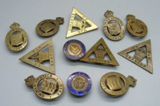 WWI War Service lapel badges - 1914, 15 and 16