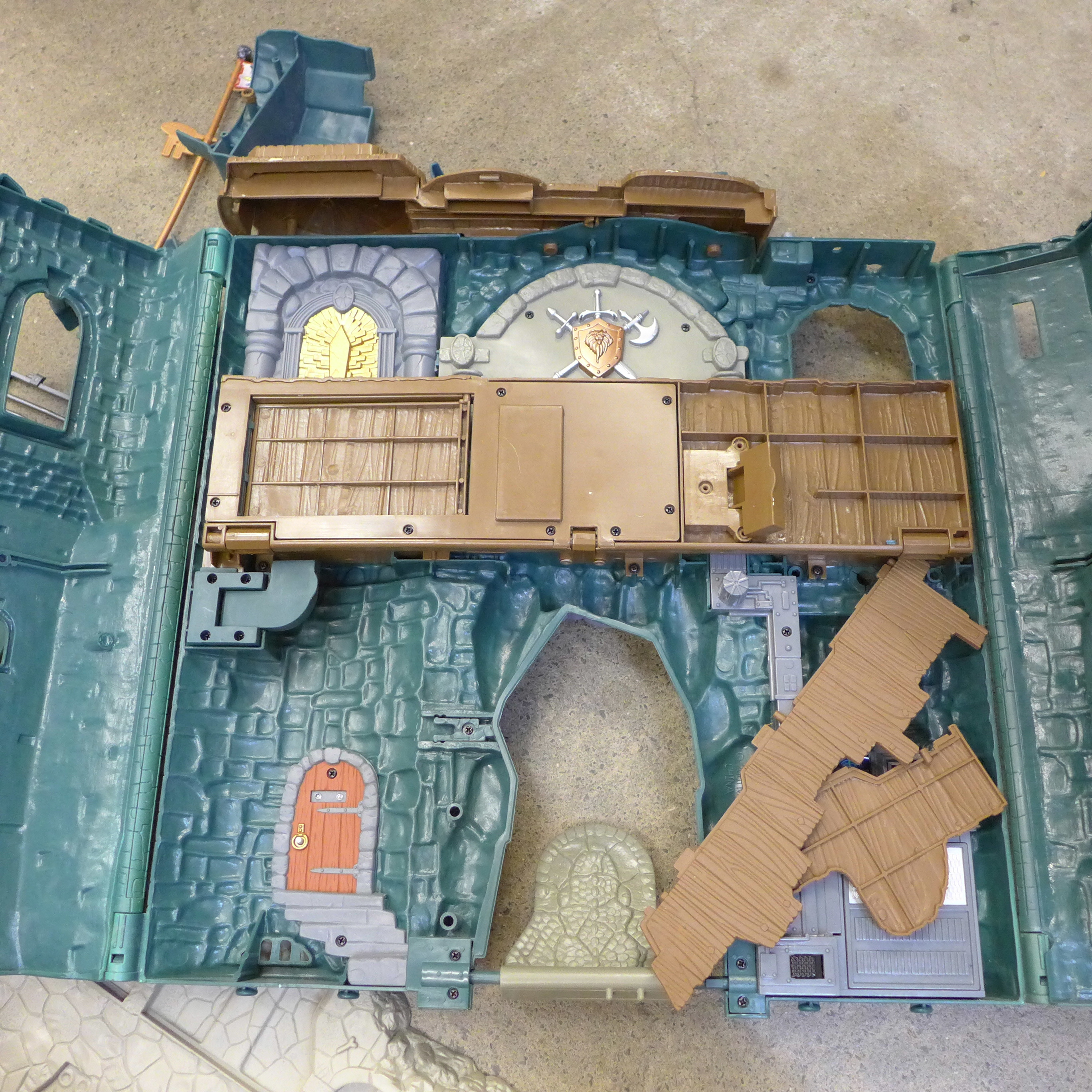 Masters of the Universe, Castle Grayskull boxed playset, complete, by Mattel - Bild 3 aus 3