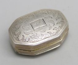A finely engraved silver vinaigrette, J. Wilmore, Birmingham 1818, 9.8g