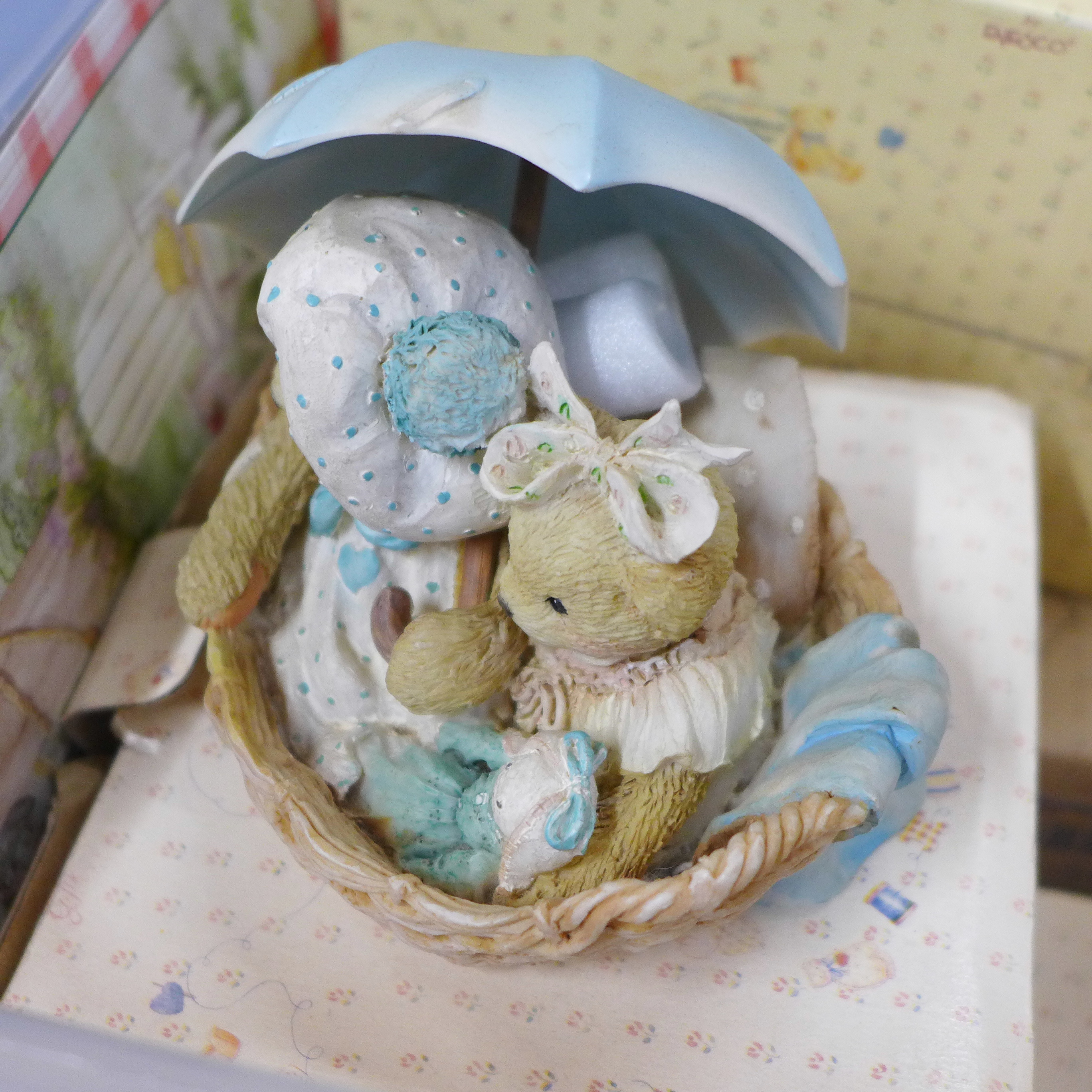 A large collection of Cherished Teddies figures, approximately 33, boxed and a nursery display stand - Bild 4 aus 6