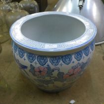 A Chinese porcelain jardiniere