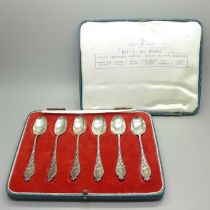 A set of six Victorian commemorative spoons, Sheffield 1897, 75g, associated case