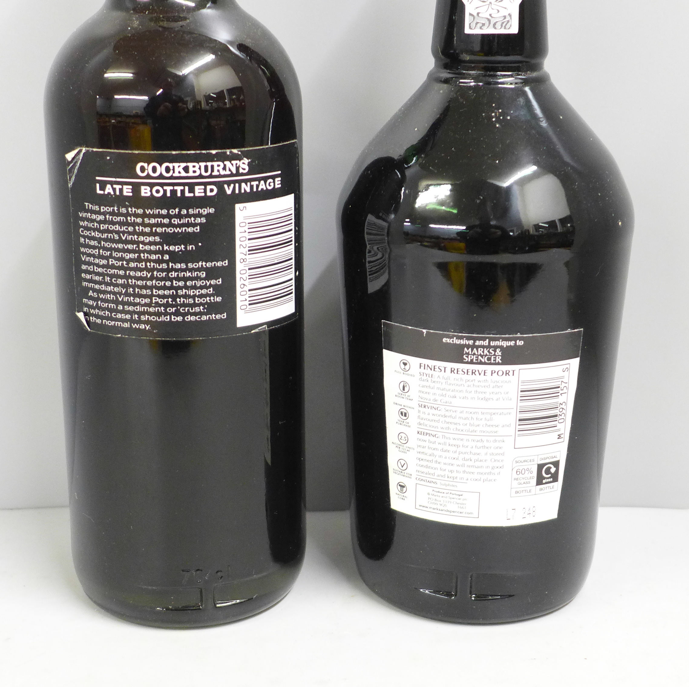 Two bottles of Port, Cockburn's Late Bottled Vintage, 1980 and Finest Reserve Port **PLEASE NOTE - Image 3 of 3