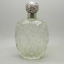 A Victorian silver topped cut glass flask, Birmingham 1898, 14cm