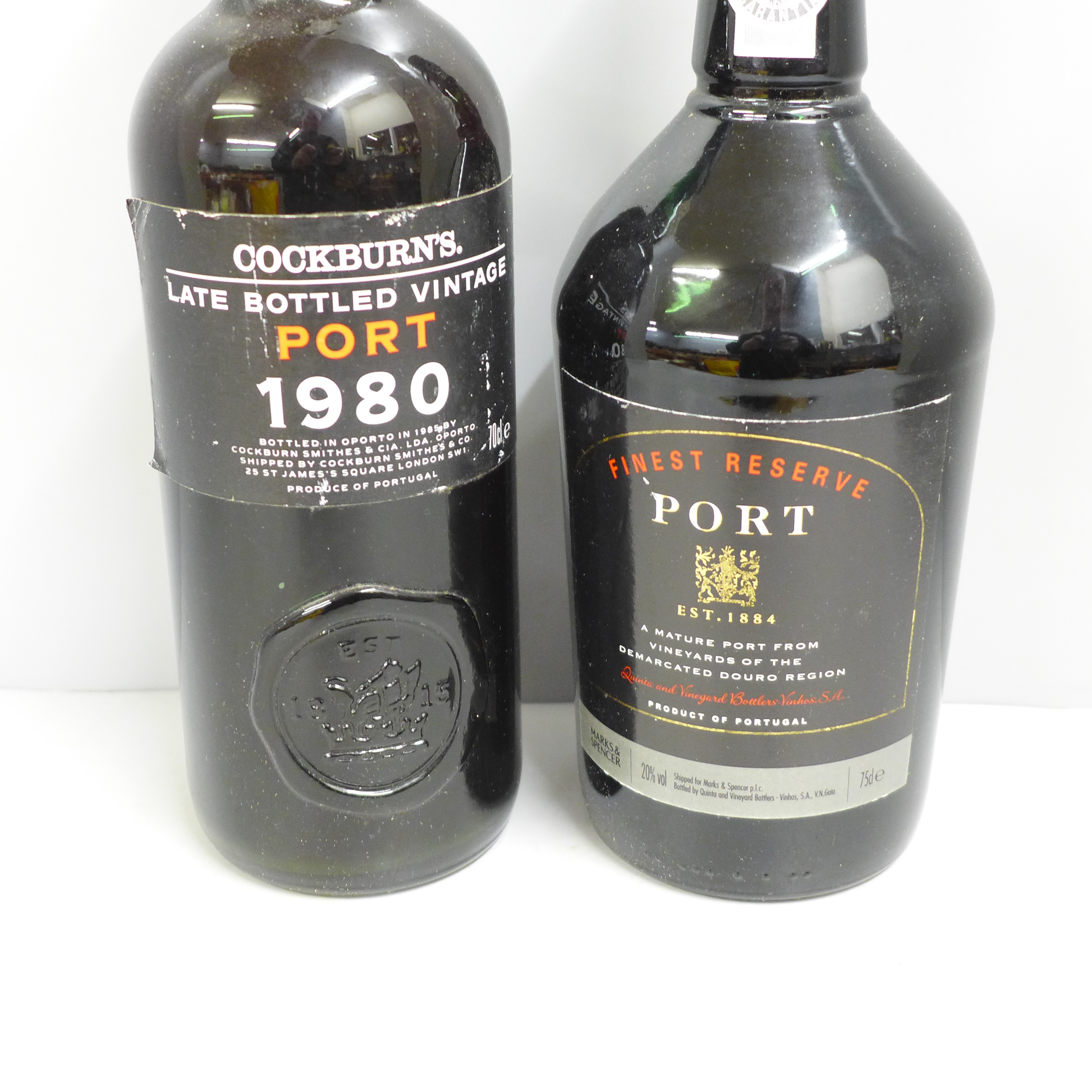 Two bottles of Port, Cockburn's Late Bottled Vintage, 1980 and Finest Reserve Port **PLEASE NOTE - Image 2 of 3