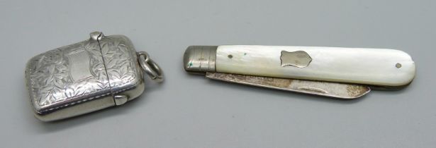 A silver and mother of pearl fruit knife, and a small silver vesta case, 14g