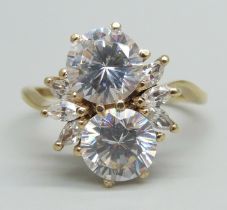 A 9ct gold and white stone cluster ring, 5.1g, U