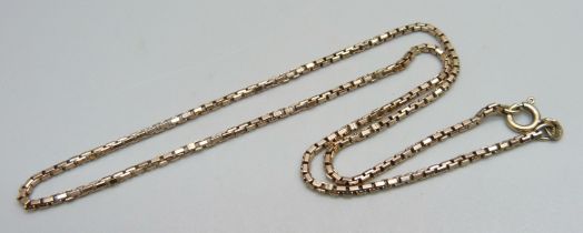 A 9ct gold box chain, 7.6g, 41.5cm