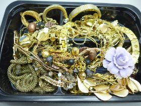 Gold tone jewellery