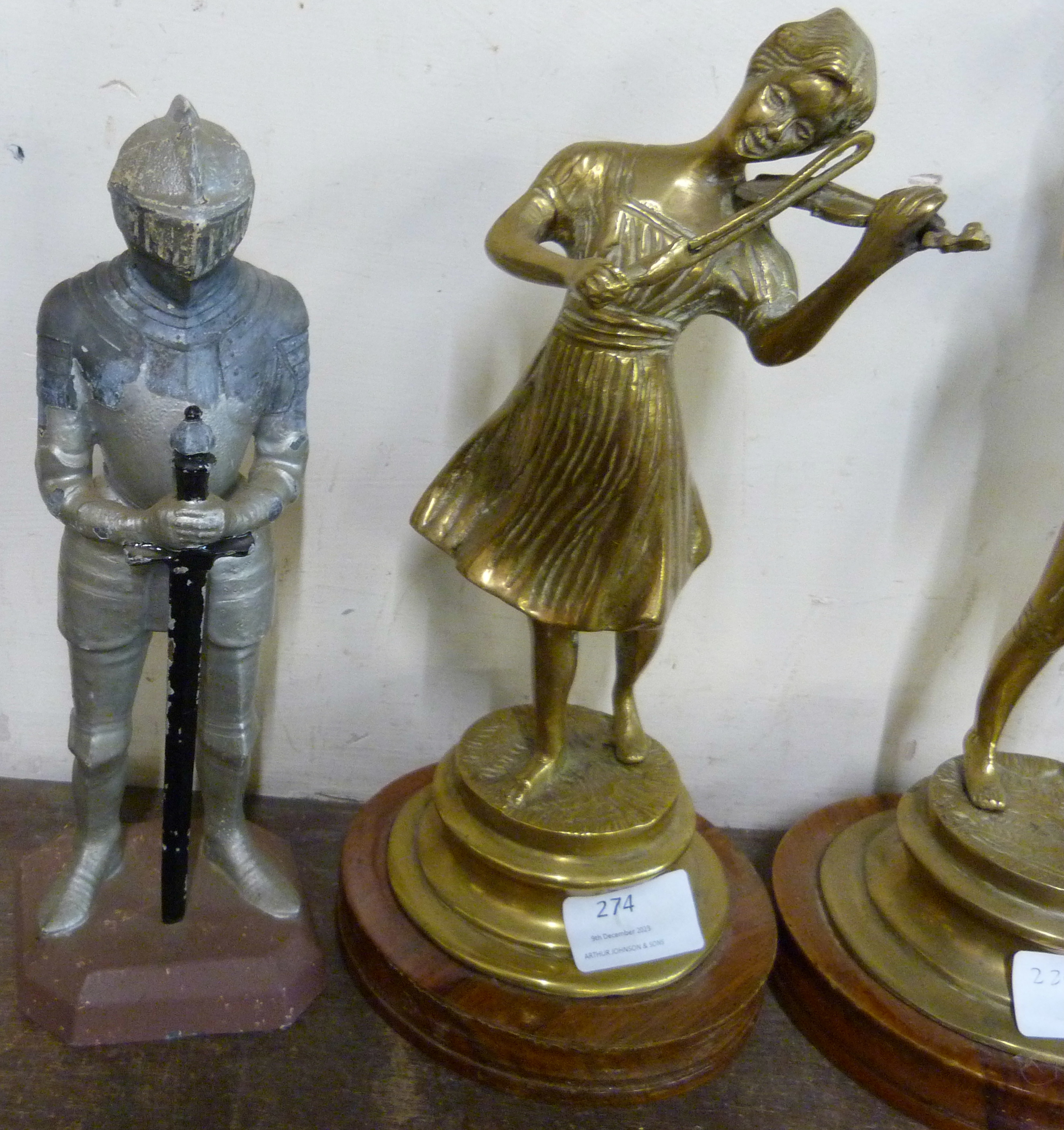 A pair of figures of musicians on wooden bases and two other figures of a lady and a knight - Image 4 of 6