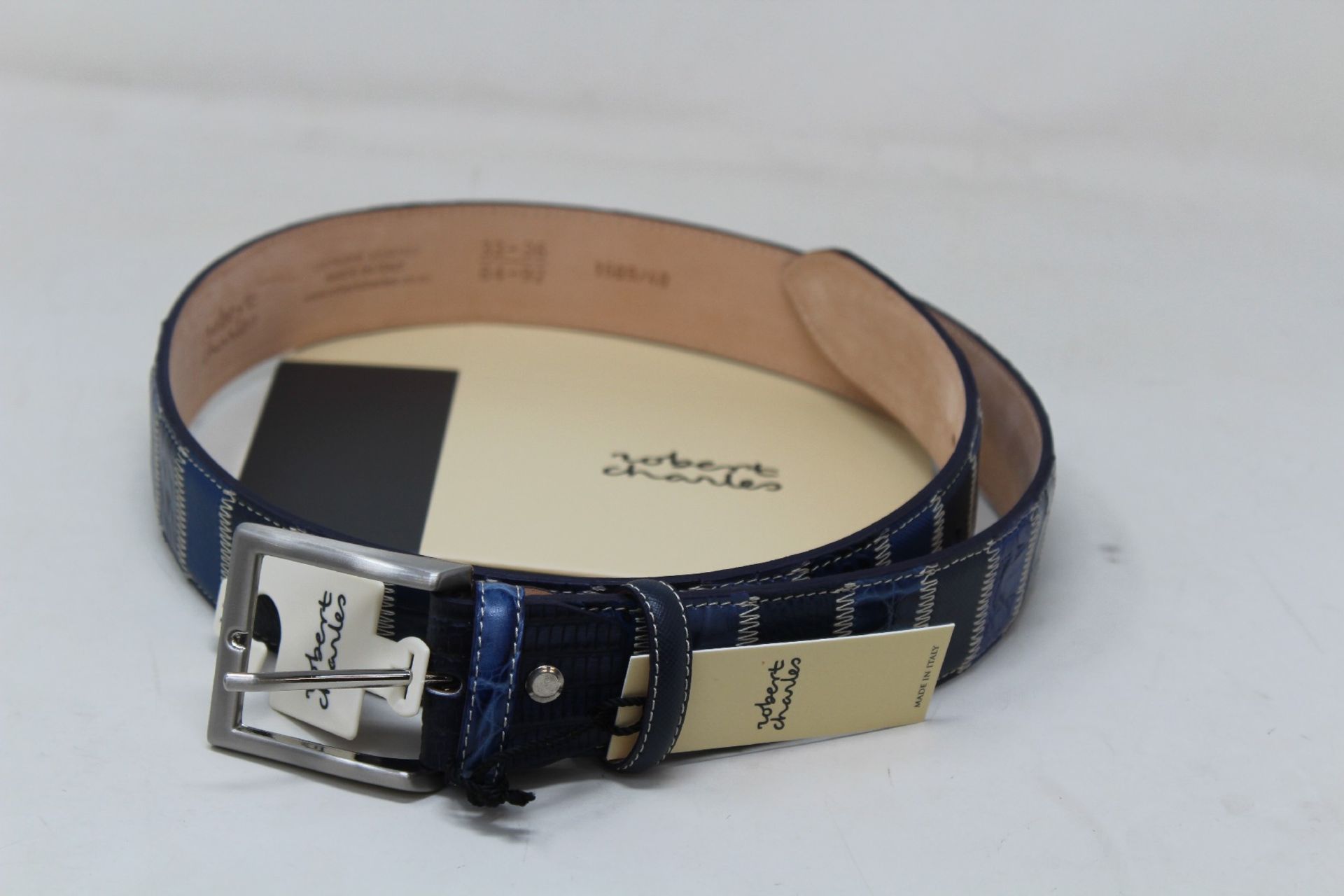 Seventeen men's as new Robert Charles Leather Patchwork Belts (7 blue, 10 brown, various sizes).
