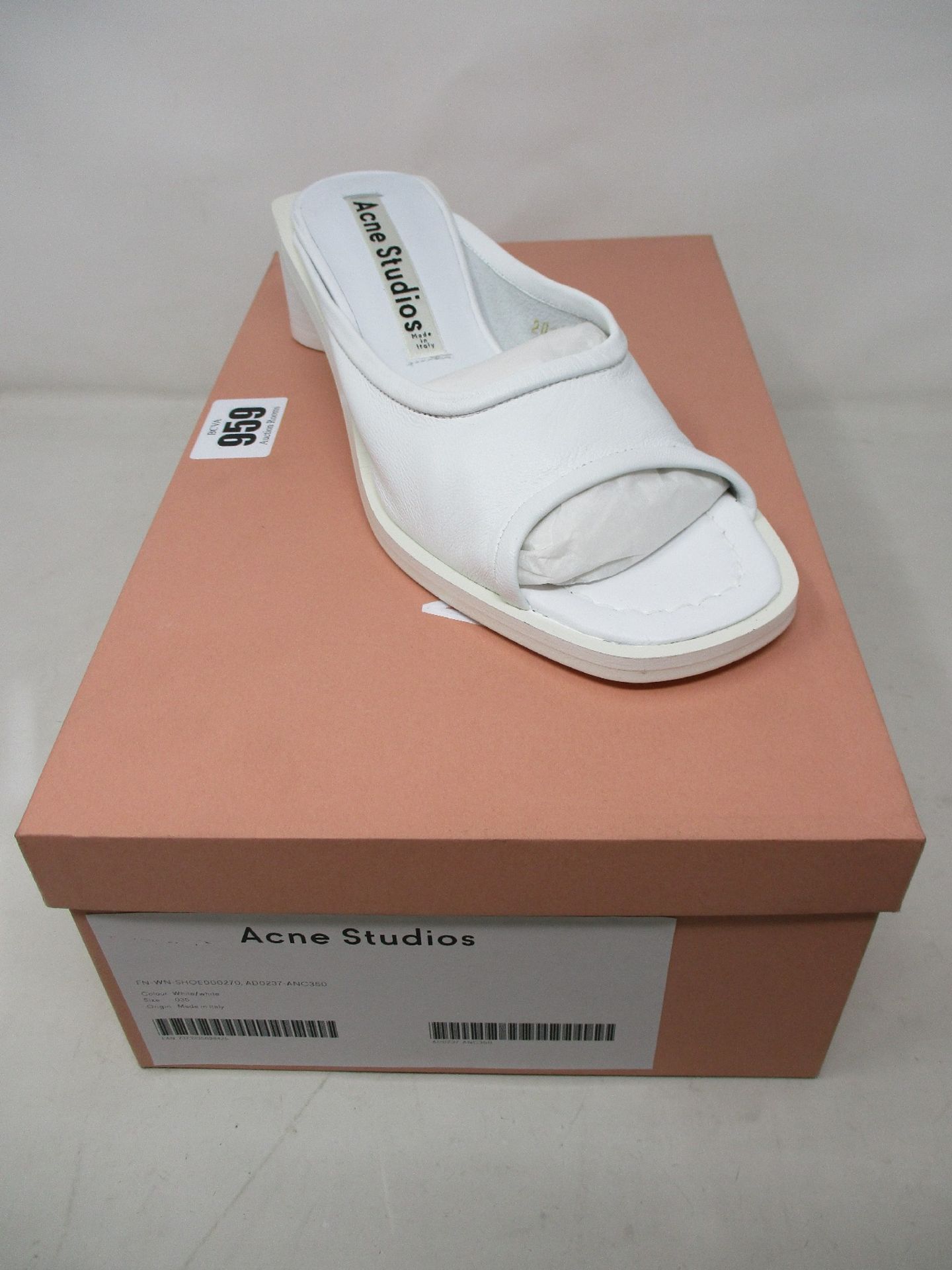 A pair of women's as new Acne Studios shoes (EU 35).