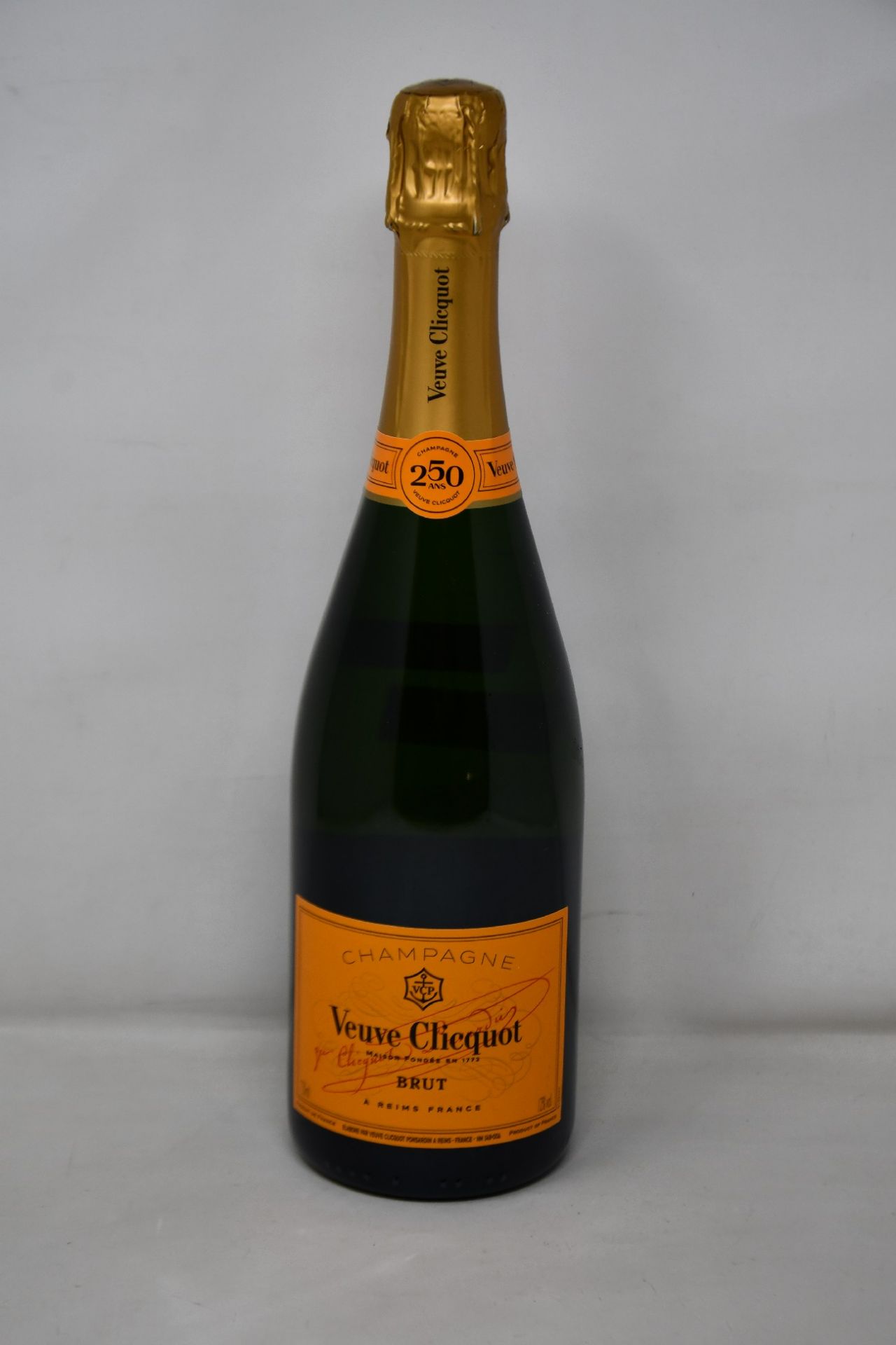 Seven bottles of Veuve Clicquot Brut champagne (750ml) (Over 18s only).