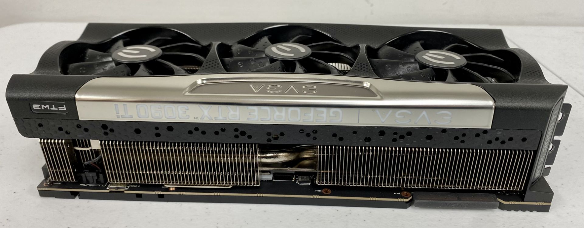 SOLD FOR PARTS: A pre-owned EVGA NVIDIA GeForce RTX 3090 Ti Graphics Card (Boxed, cable and as new f - Image 14 of 18