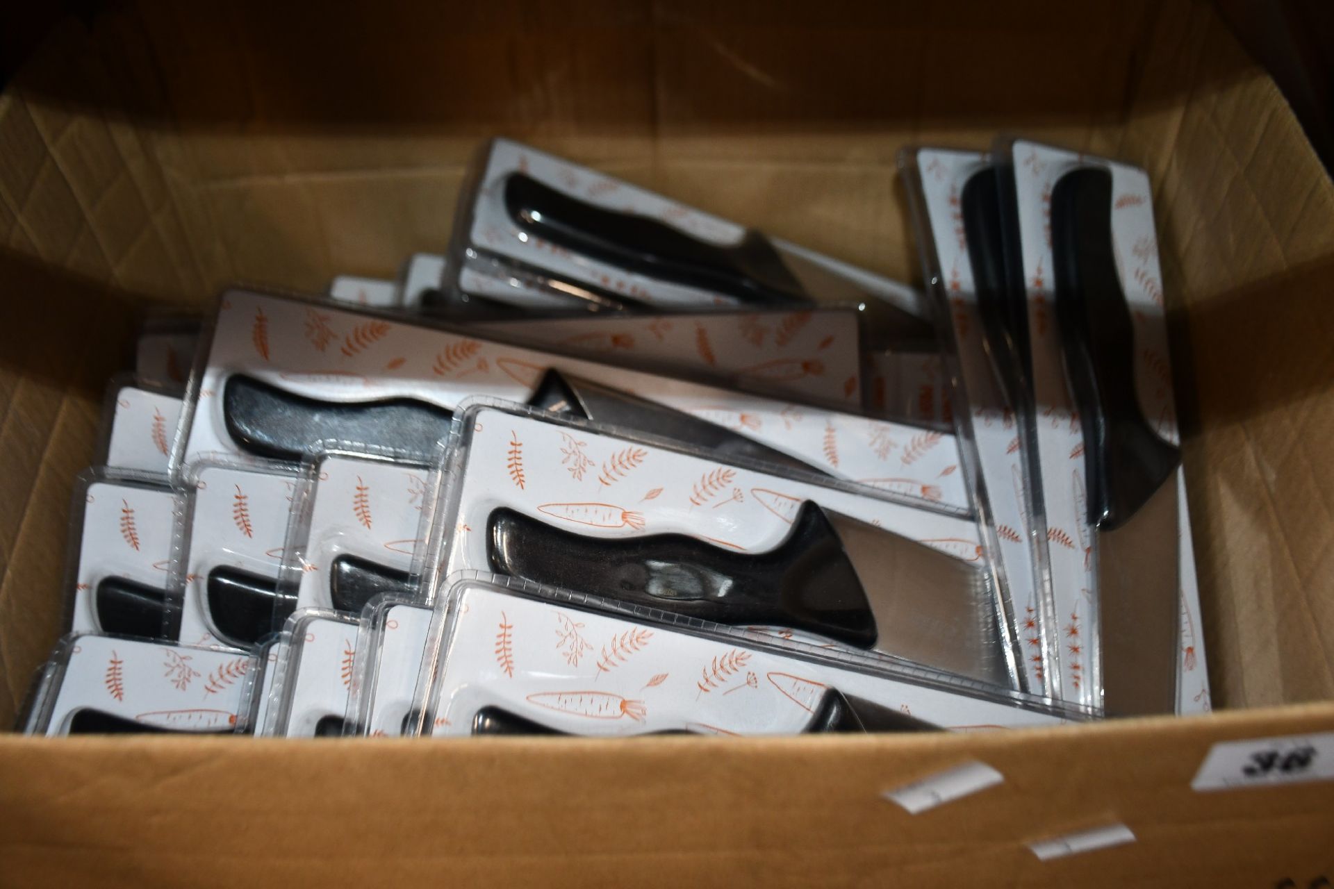 A quantity of Kung Fu carrot knives (Approximately 35 items) (Over 18s only).