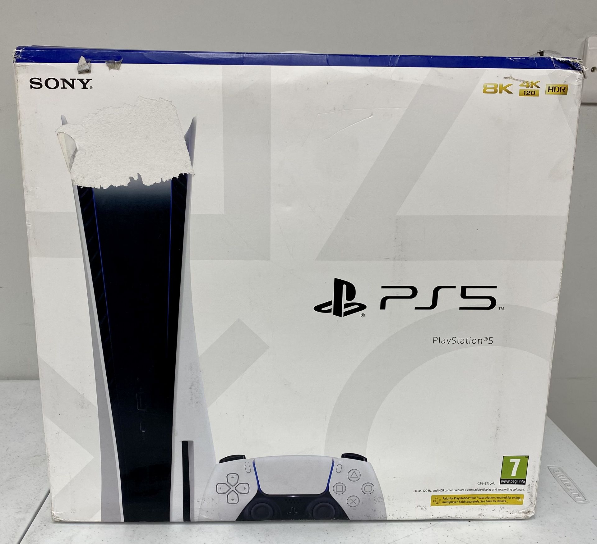 A boxed as new Sony PlayStation 5 Disk Edition (M/N: CFI-1116A EAN: 711719828693) (Box opened, cosme