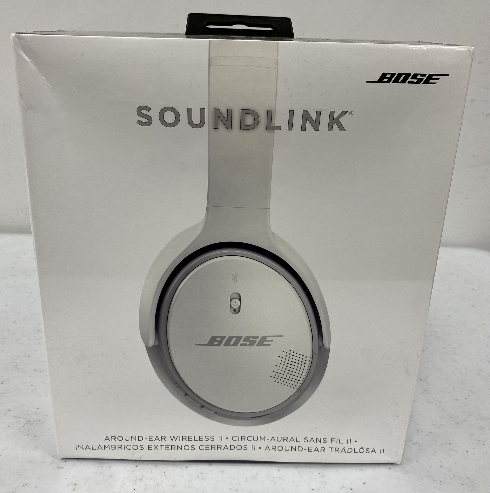 A boxed as new pair of Bose SoundLink Around Ear Wireless Headphones II in White (Grade A+, box seal