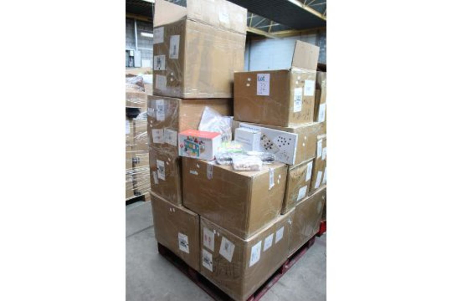 TIMED ONLINE AUCTION: Unclaimed Property and Other Stock Being Sold By The Pallet