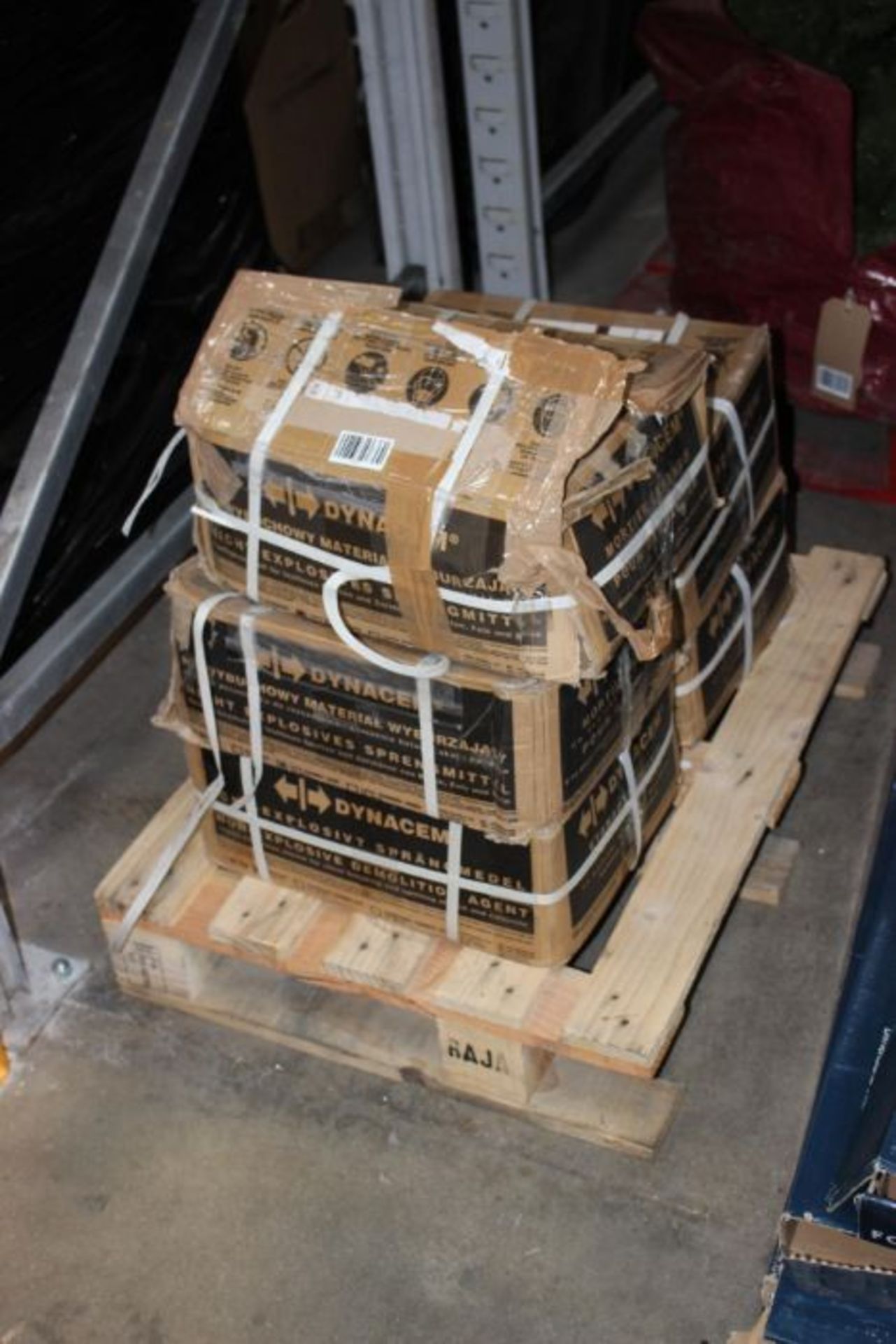 One hundred kilograms of Dynacem Non-Explosive Demolition Agent (Over 18s Only)