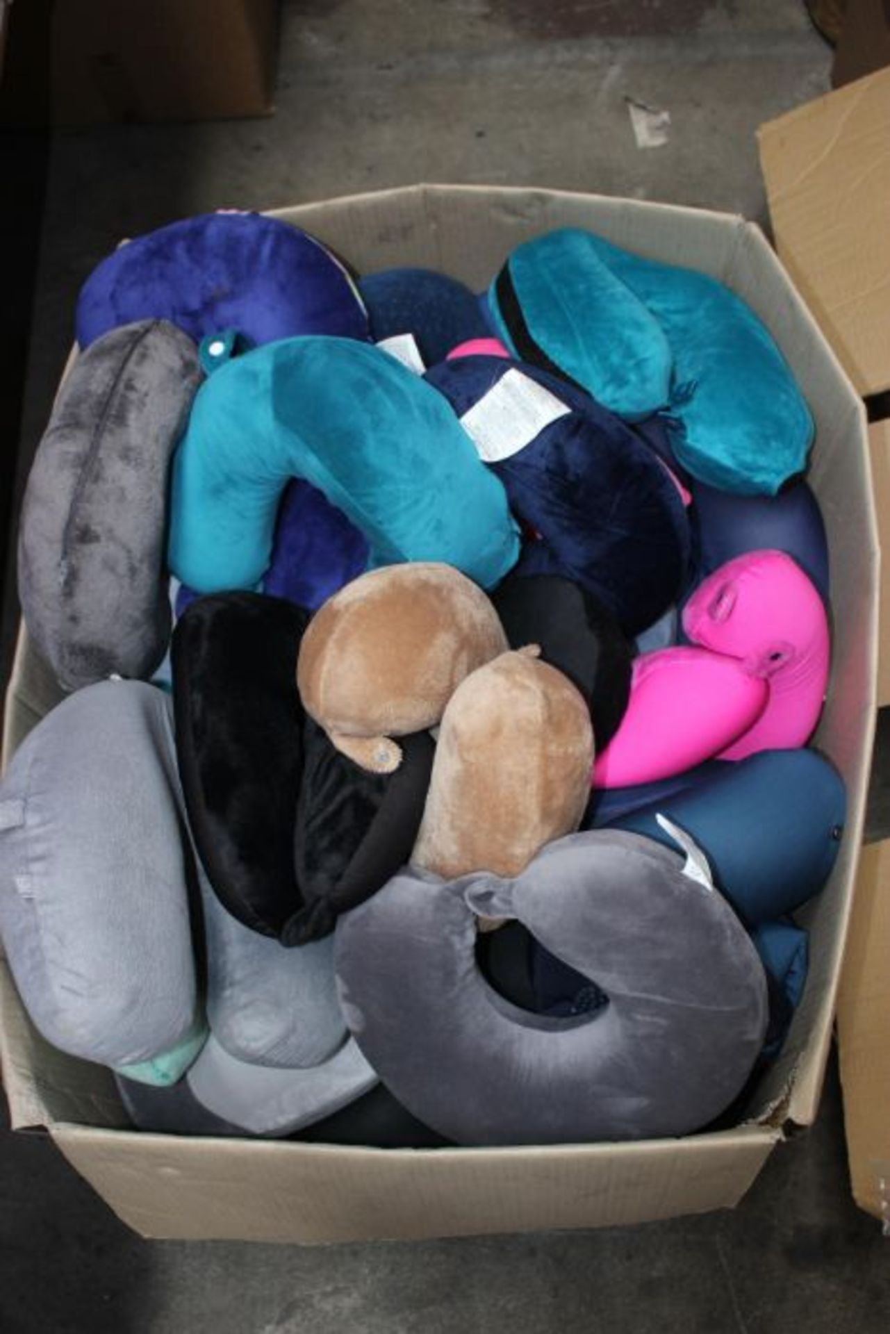 A large quantity of Travel Neck Pillows and Related, pre-owned (Approximately 50 Items).