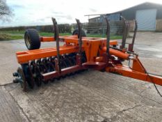 Galucho 3.9m Press with Leading Tines