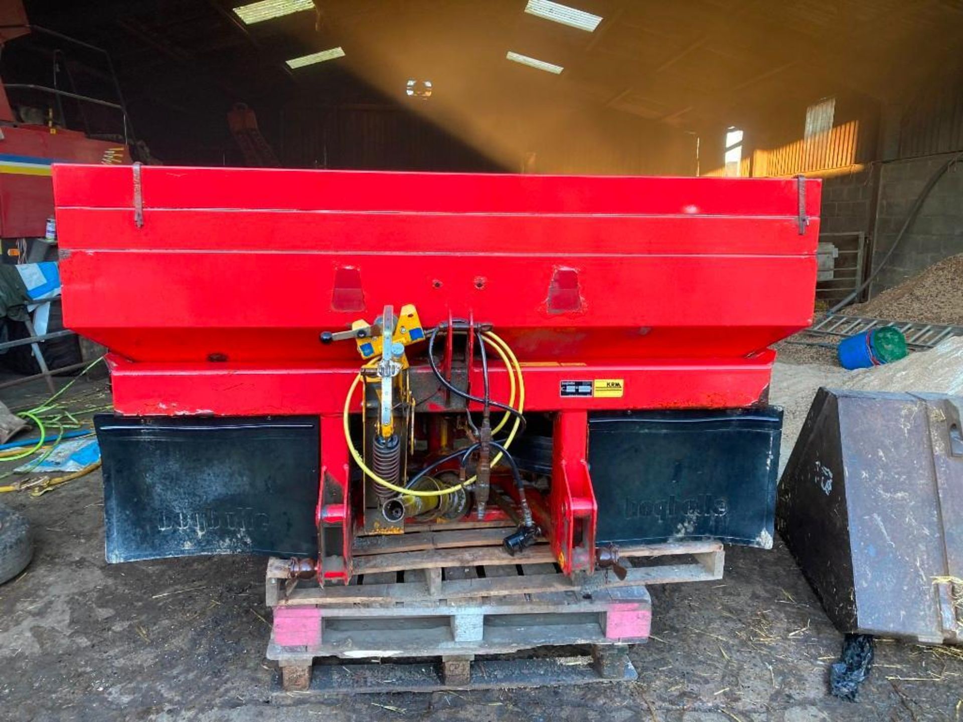 2002 KRM 24m Fertiliser Spreader