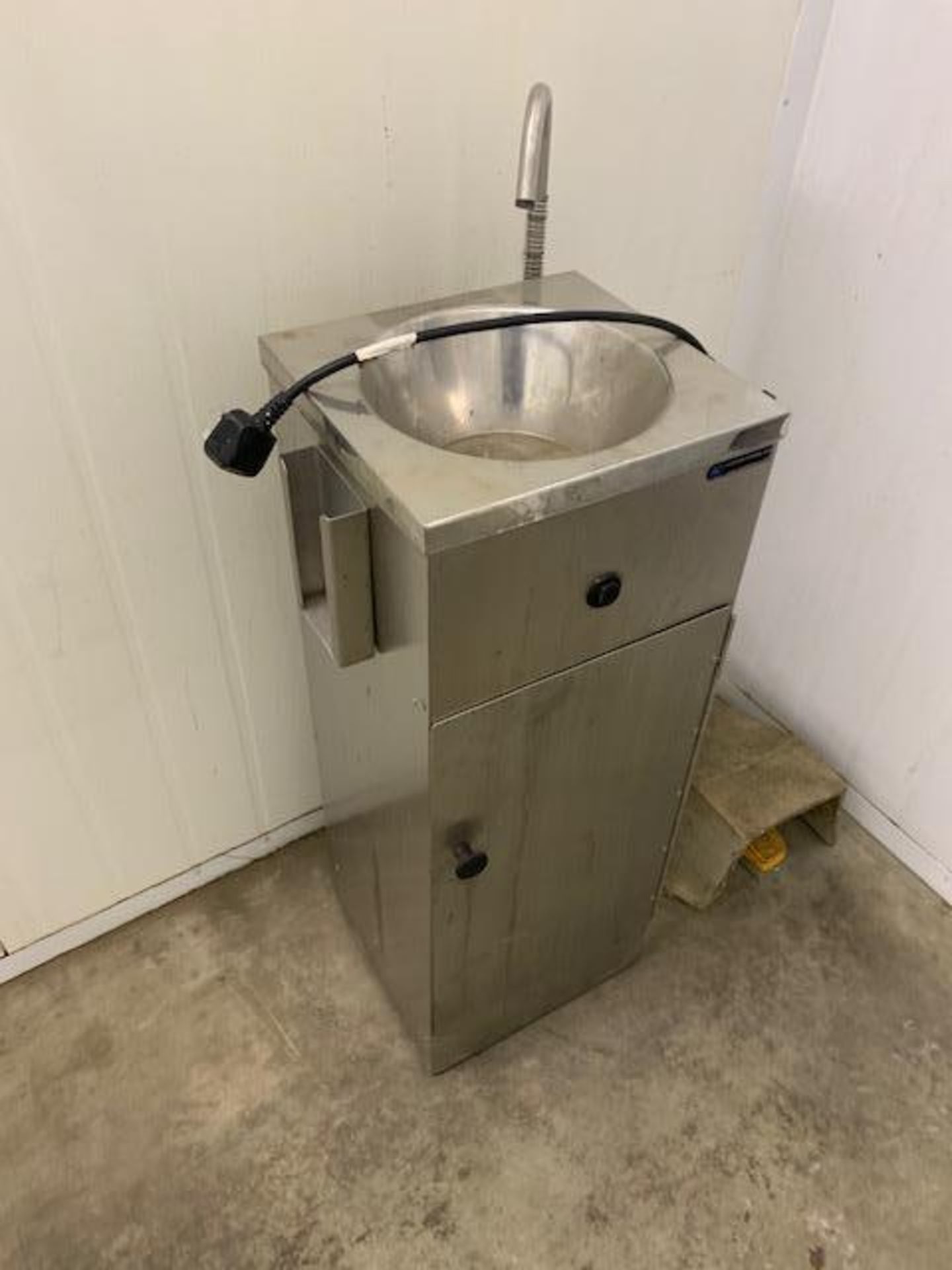 Odyssey Mobil Sink Unit - Image 2 of 3