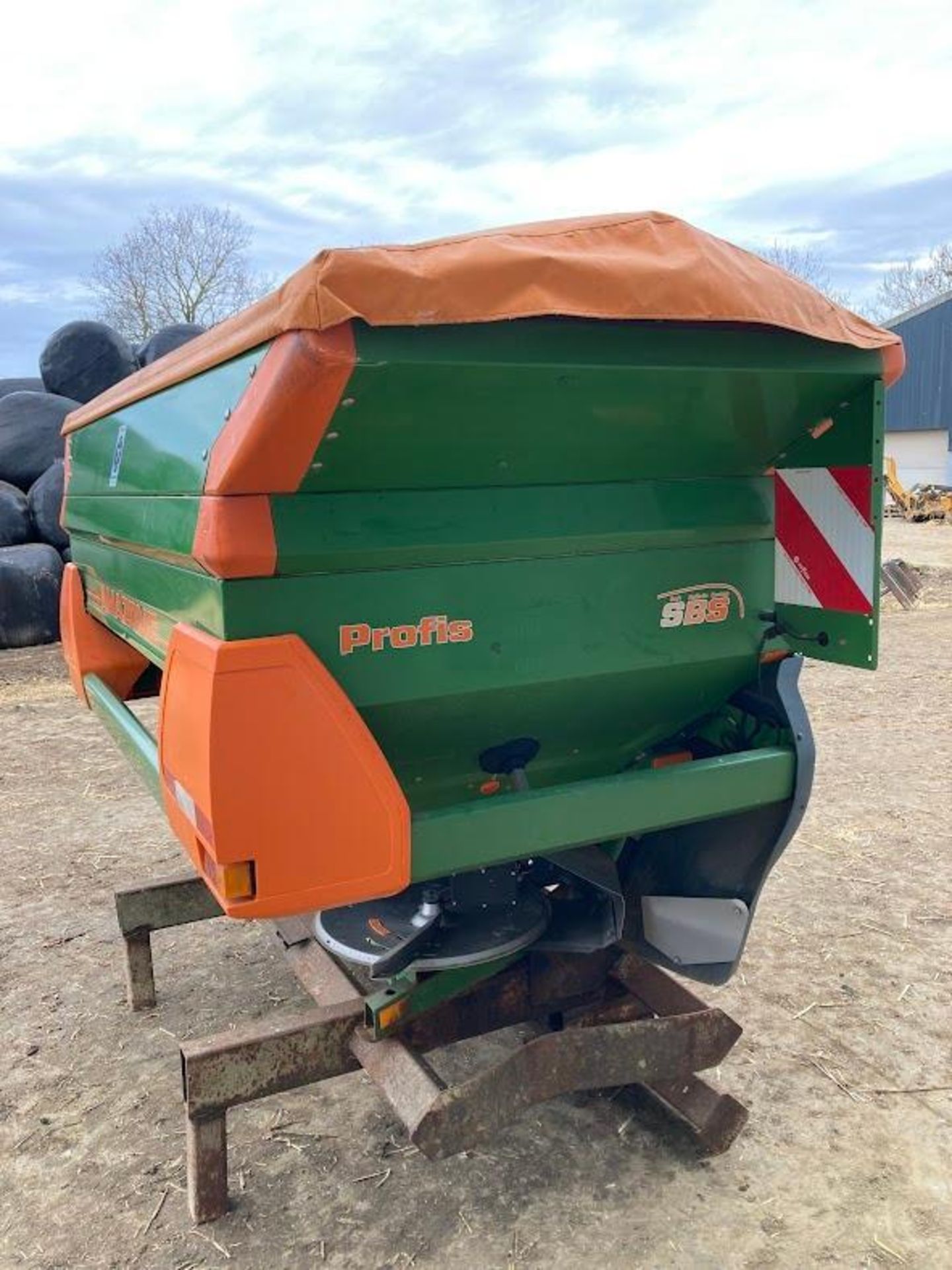 2012 Amazone ZAM 3001 Profis Tronic Fertiliser Spreader