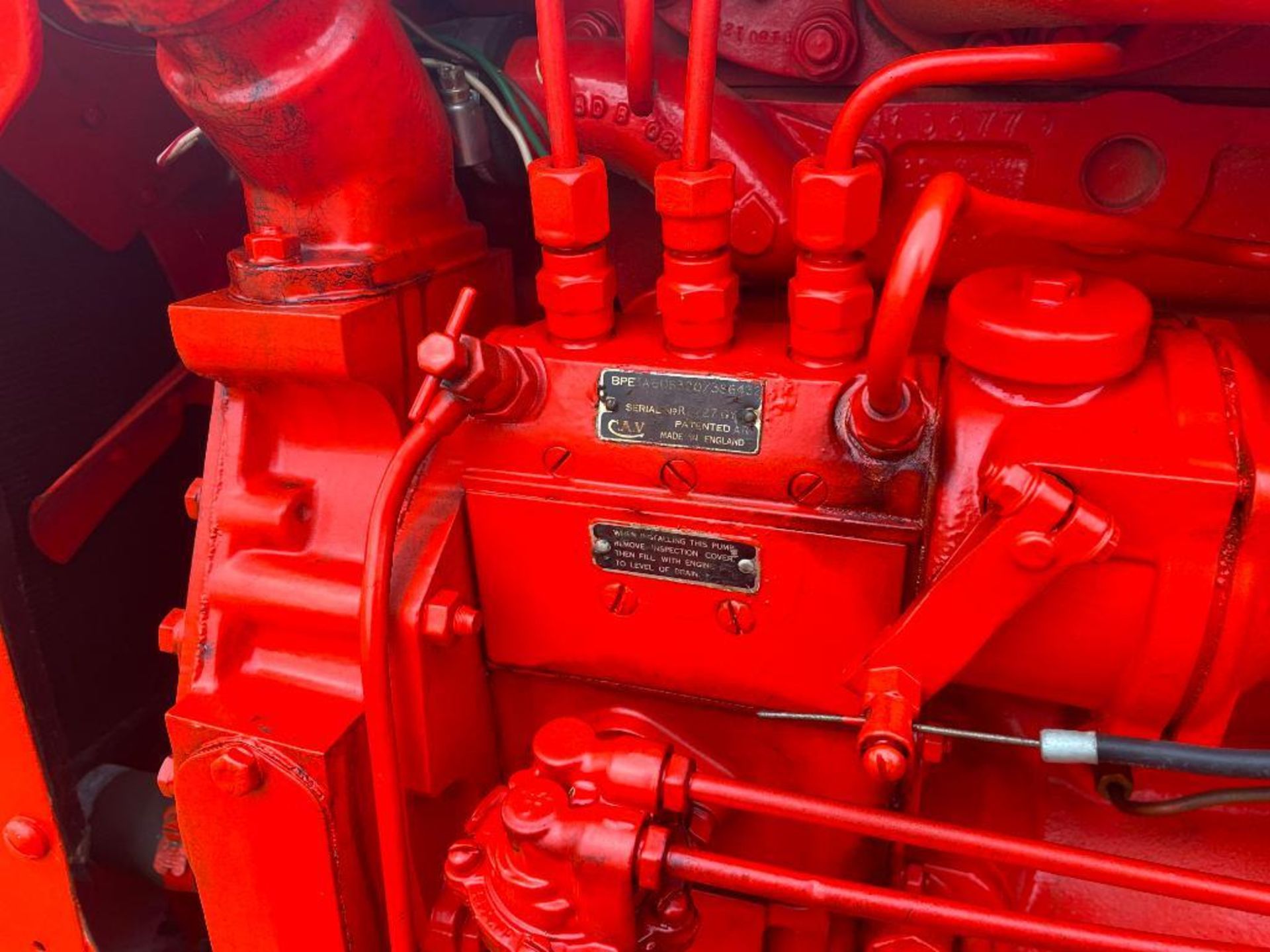 c.1962 Allis Chalmers D-270 P3 diesel 2wd tractor on 5.00-15 front and 8.3-24 rear wheels and tyres - Image 18 of 23