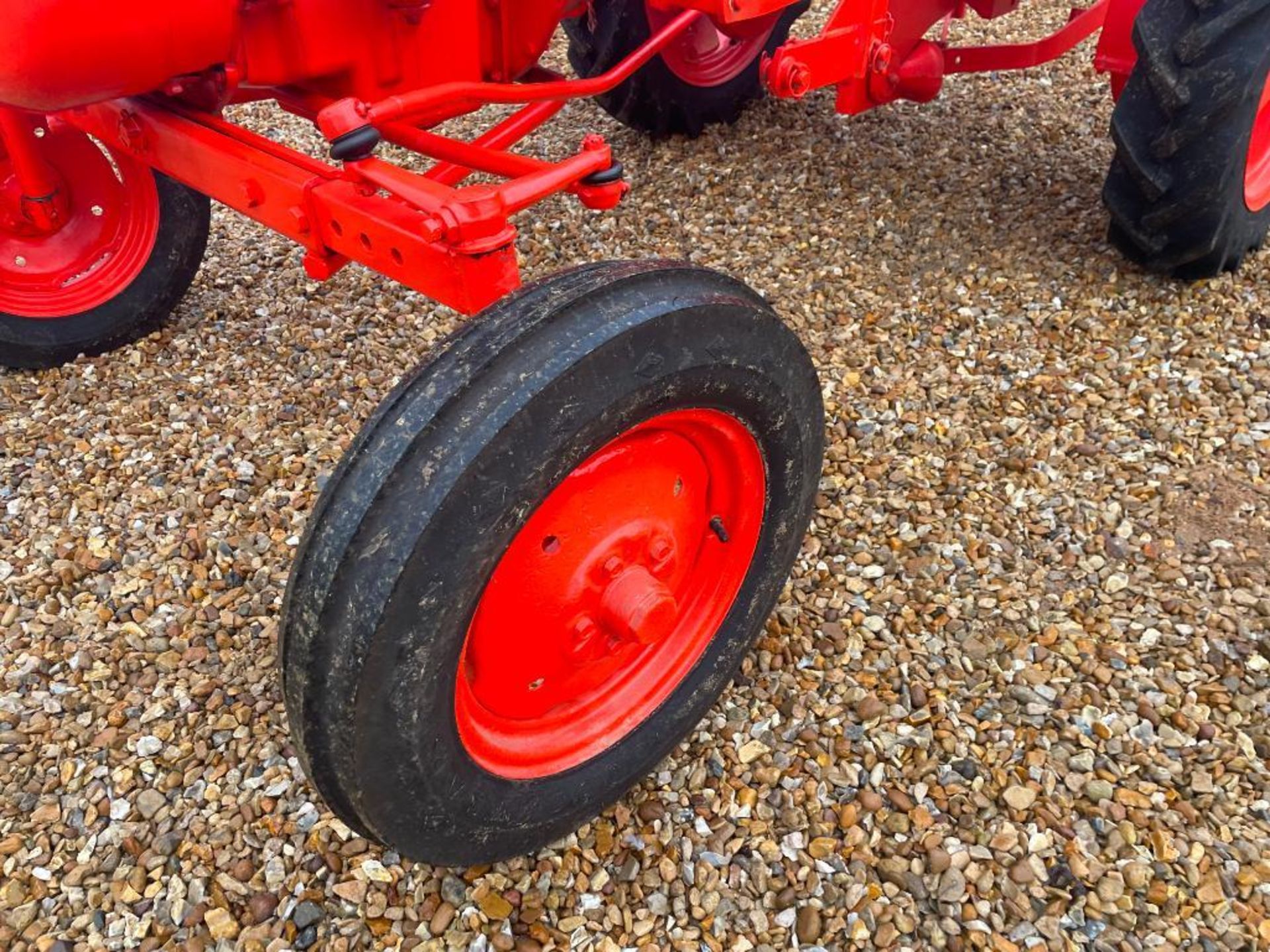c.1962 Allis Chalmers D-270 P3 diesel 2wd tractor on 5.00-15 front and 8.3-24 rear wheels and tyres - Image 15 of 23